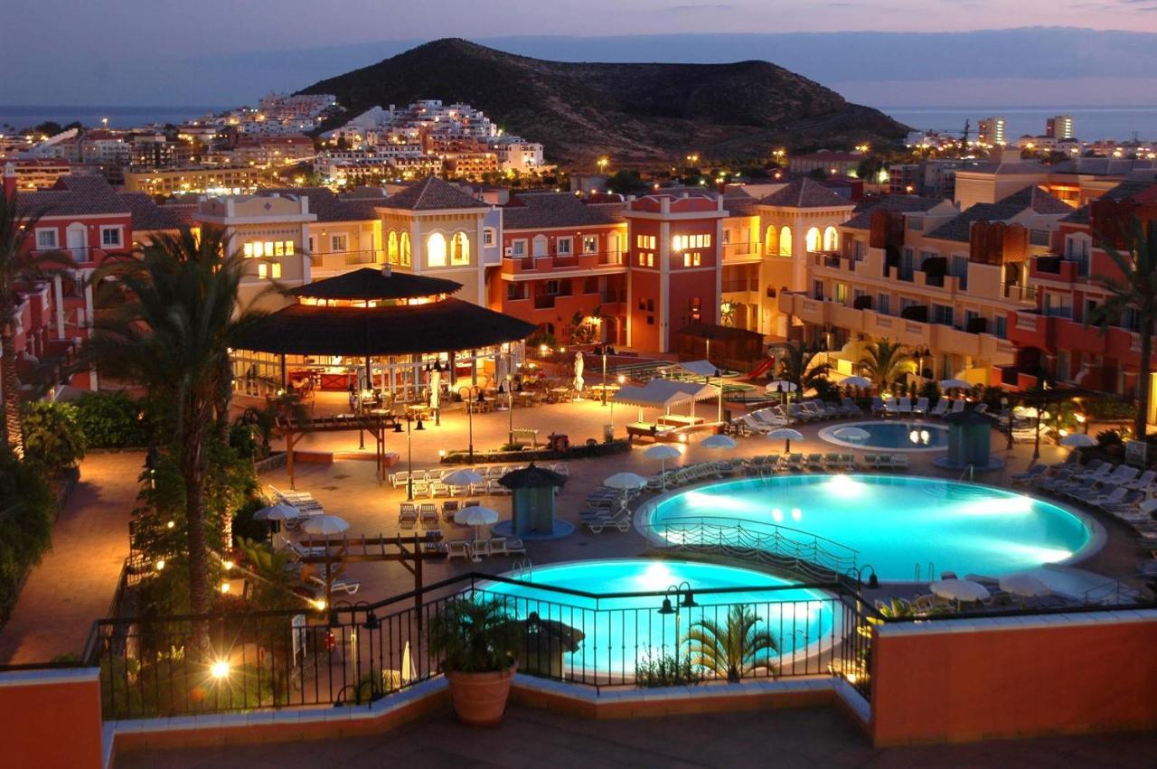 Апартаменты Granada Park S01B Арона Экстерьер фото