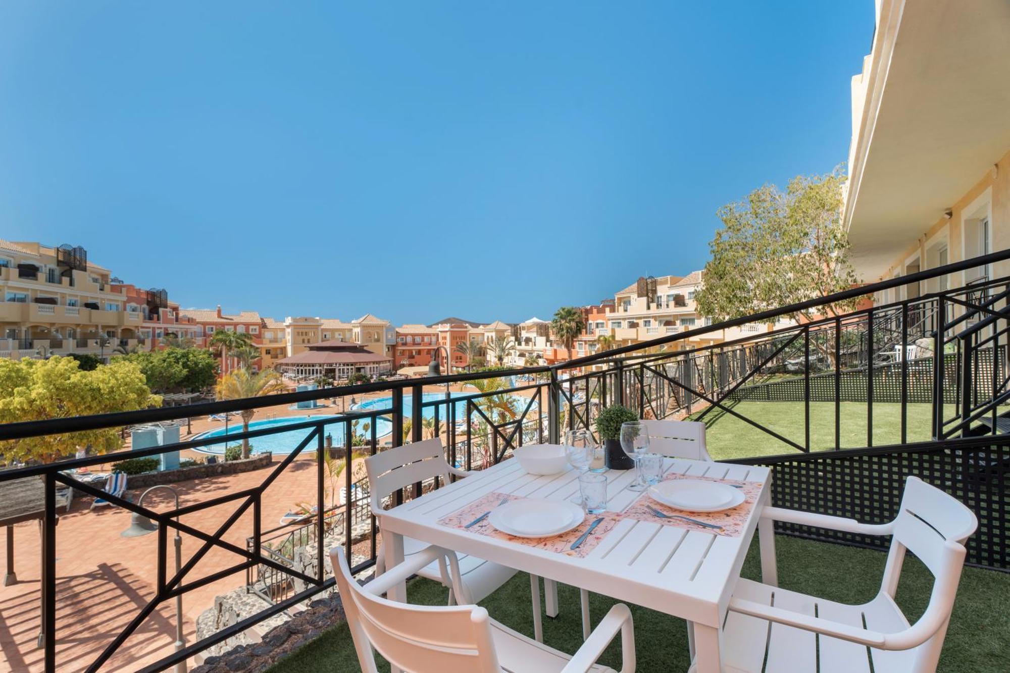 Апартаменты Granada Park S01B Арона Экстерьер фото